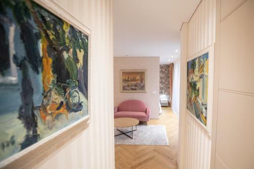 Seven Luxury Suites - Apartments