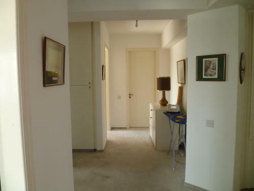 Hostal Room In Guest Room - Datacom House - The Sky Blue Room