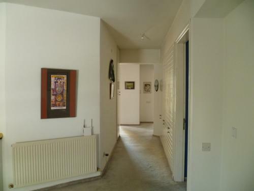 Hostal Room In Guest Room - Datacom House - The Sky Blue Room