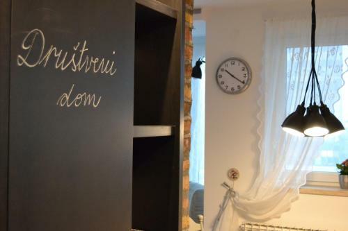 Apartment Dru?tveni Dom