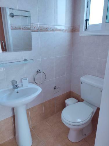 3 Zimmer, Pool Villa In Kato/universal, Paphos