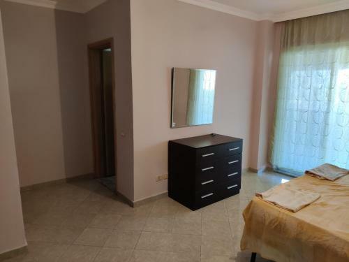 Apartment Summer Rent 170 M2