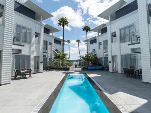 Oceanside - Paihia Waterfront Apartment