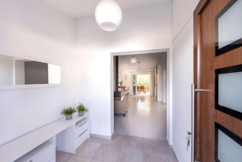 Villa Lime Coral