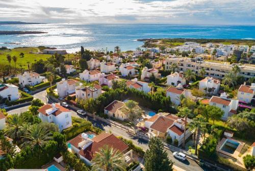 Villa Lime Coral