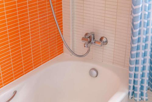 Villa Lime Coral