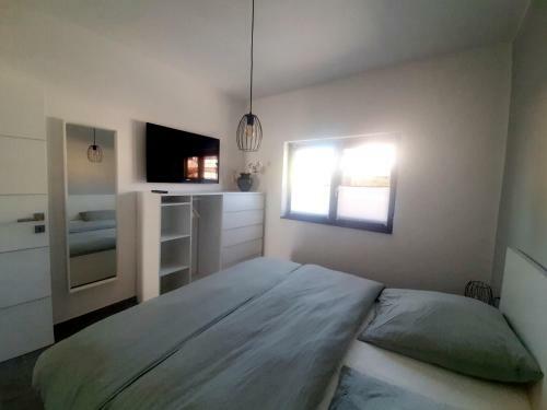 Juma Apartment Vir