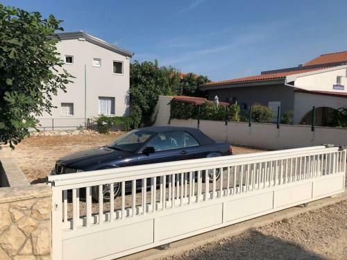 Charming Apartmenthouse Ines