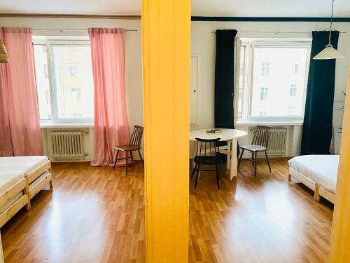 Apartamento Respectful And Peaceful With Two Bedrooms