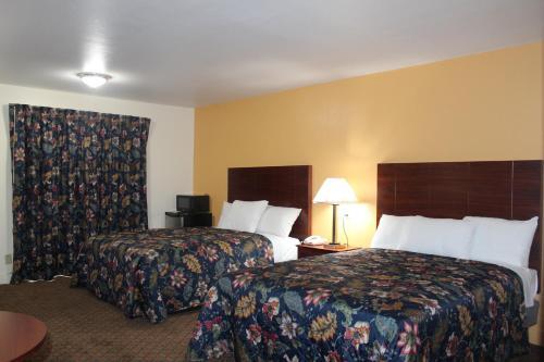Motel Passport Inn And Suites