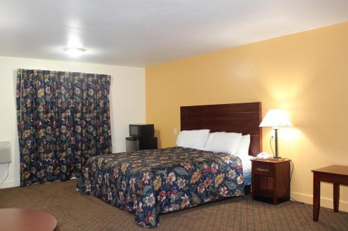 Motel Passport Inn And Suites