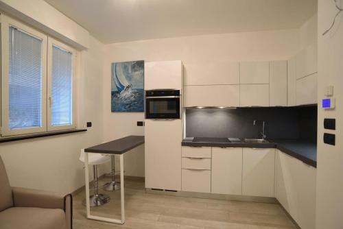 Apartamento Monolocale Deluxe Con Box E Piscina - Poggio Fiorito