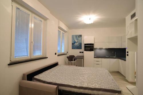 Apartamento Monolocale Deluxe Con Box E Piscina - Poggio Fiorito