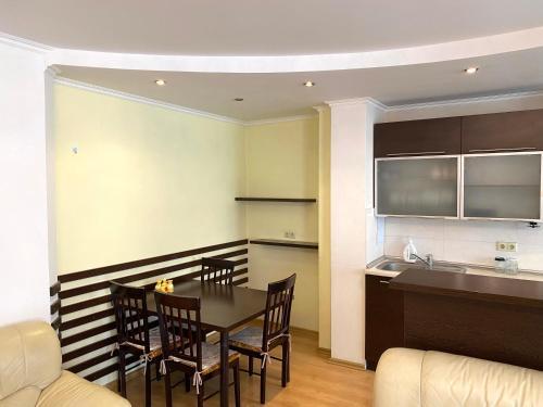 4-rooms Apartment Negruzzii 2 - 6 ?