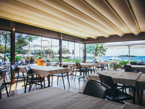 Holiday Home Luxury Beach Villas Porto Bus-2
