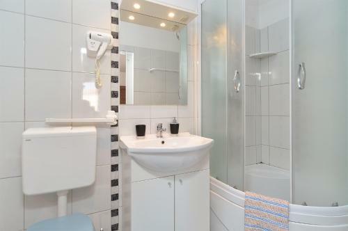 Hostal Rooms Bale 2150