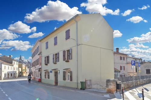 Hostal Rooms Bale 2150
