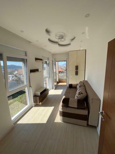 Elko Lux Apartments
