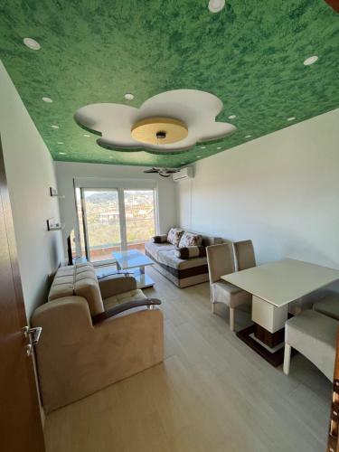 Elko Lux Apartments