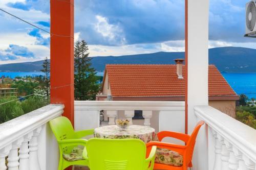 Apartamento Vila Lastva 1