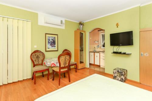 Apartamento Vila Lastva 1