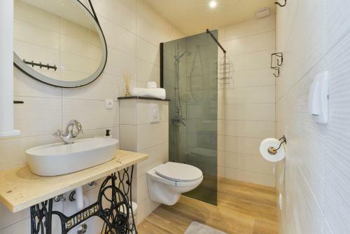 Modern Rustic Villa Kate