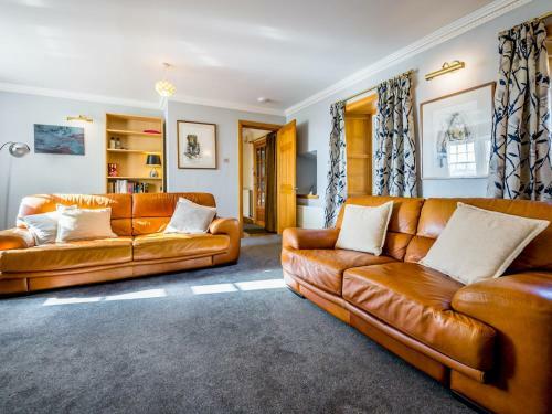 Pass The Keys Superb 3 Bedroom Cottage With Sea Views