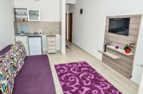 S&m Apartments