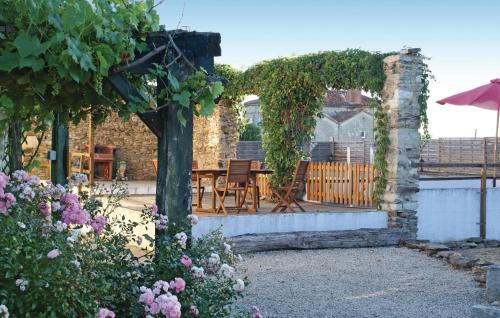 Holiday Home Le Petit Frene