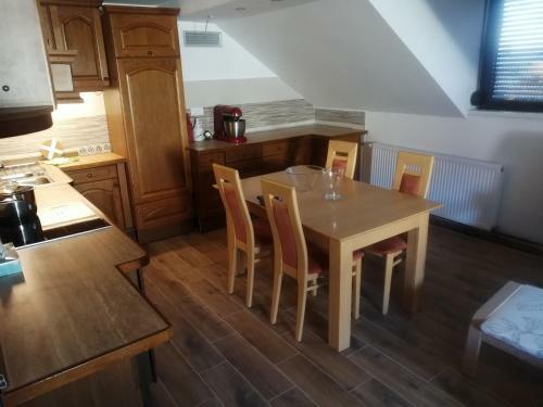 Apartman U Potkrovlju