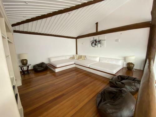 Villa Cobertura Momba�a - Angra Dos Reis