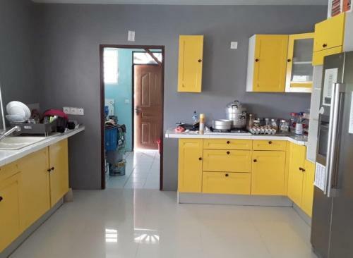 Chambre Priv�e Avec Entr�e S�par�e - Villa Avec Jardin