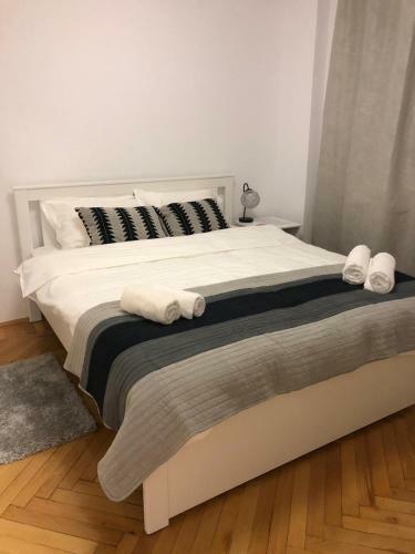 Apartamento Flora Residence Parliament