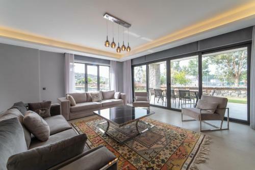Luxury 4 Bedroom Villa Private Turkish Hamam&sauna