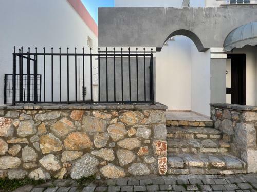 Apartamento Spacious 2 Br House With A View In Konac?k