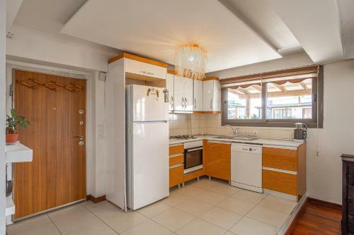 Apartamento Beautiful 2 Br House With Pool In G�m�?l�k