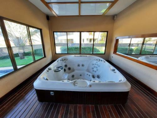 Beach Place Cobertura Duplex Jacuzzi 3 Su�tes Nascente By Dm Apartments