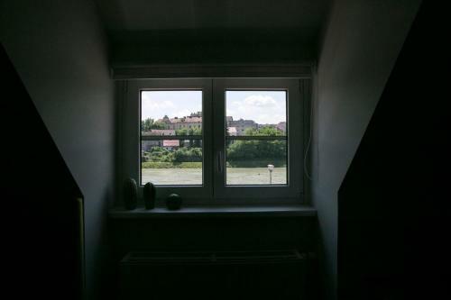 Apartamento Above The Old Vine App Lent With River View