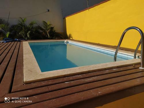 Hostal Casa Amarela Guest House
