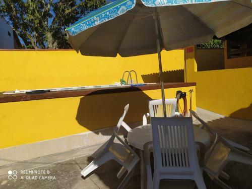 Hostal Casa Amarela Guest House
