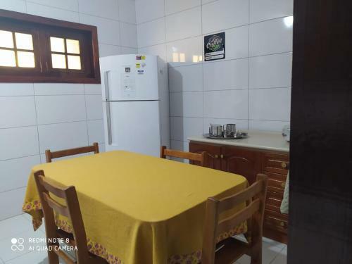 Hostal Casa Amarela Guest House