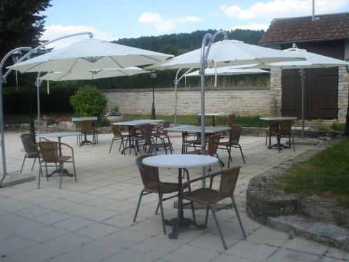 Hotel Logis H�tel Des Grottes