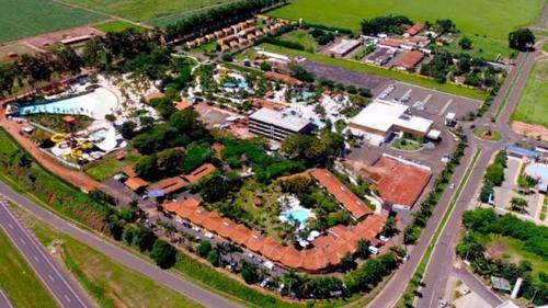 Hotel Barretos Country Suite