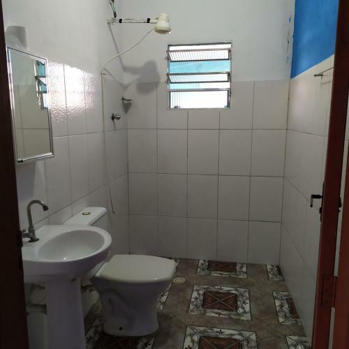 Quarto Duplo Aconchegante Com Banheiro Privativo