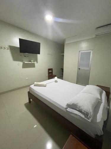 Tahuari Hostal