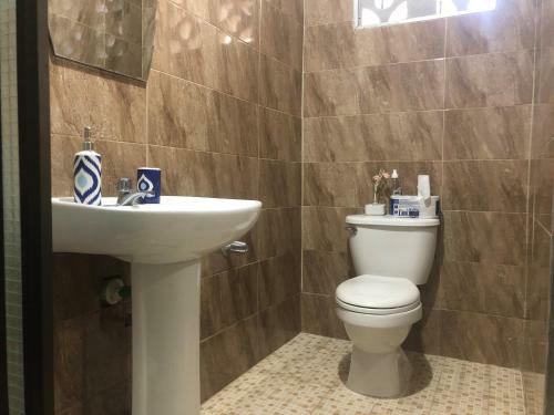 Hostal Familiar Los Girasoles