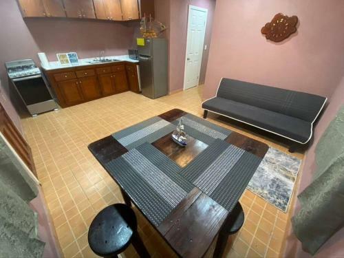 Roatan Mr, Crab Apartment