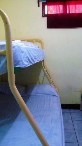 Hostal AC Room 4 Persons Hospedaje Don Wilfredo