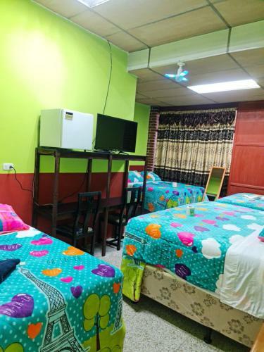 Hotel Kasa Kamelot Las Rosas