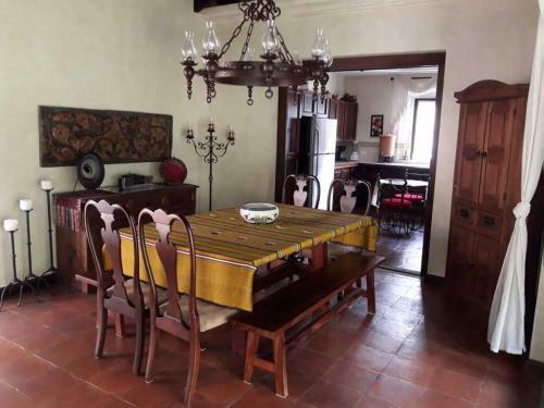 Casa Antigua